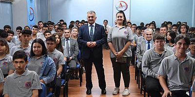 Vali Yazıcı: İyi insan olmak her şeyden önemlidir