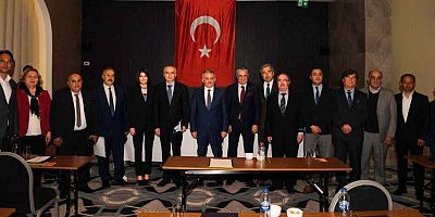 Vali Yazıcı Kemer muhtarları ile bir araya geldi