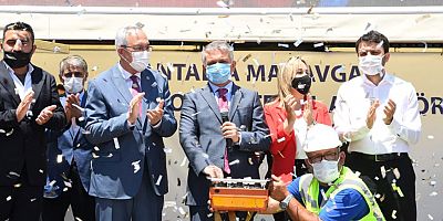 Vali Yazıcı Manavgat'ta temel atma ve açılış törenlerine katıldı