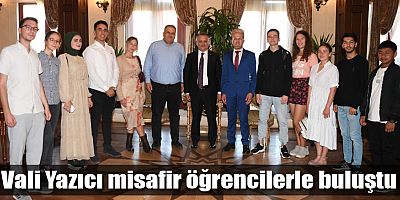 Vali Yazıcı misafir öğrencilerle buluştu