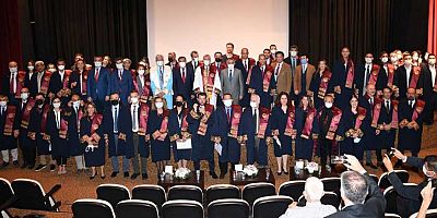 Vali Yazıcı: Sağlık çalışanlarının verdiği emeğe şahidim