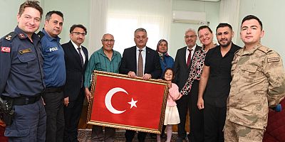 Vali Yazıcı: Şehitlerimize minnet ve şükran borçluyuz