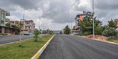 Varsak Aydoğmuş’un yolları da güzelleşiyor