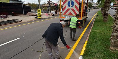 Varsakbey Caddesi’nin bordür ve yol çizgi çalışması tamamlandı