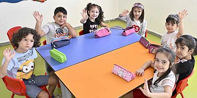 Veliler de çocuklar da mutlu