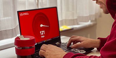 Vodafone'dan fiberde Türkiye rekoru: 100G PON ile saniyede 121 Gigabit