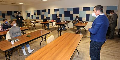 Yabancı Diller Akademisi’nin 3. dönem eğitimleri başlıyor