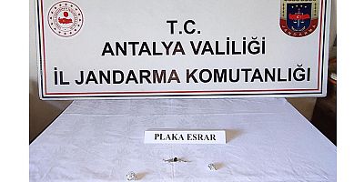 Yabancı uyruklu yolcunun çantasında uyuşturucu madde bulundu