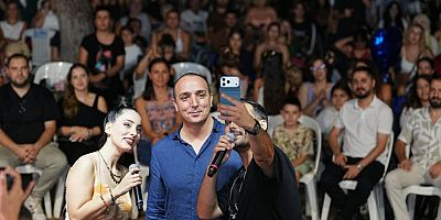 Yağmur eğlenceye engel olmadı
