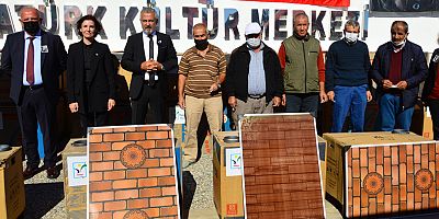 Yangınzede vatandaşlara sobaları teslim edildi