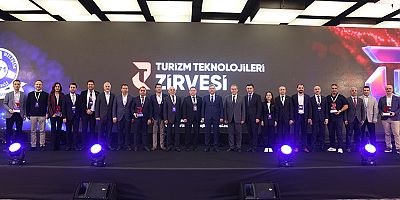 Yapay Zekâ Turizmde Geliri Artıracak, Maliyetleri Azaltacak