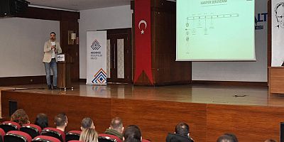 Yapay Zeka Konyaaltı'nda anlatıldı