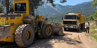 Yayla Kuzdere’de yol bakım çalışmaları