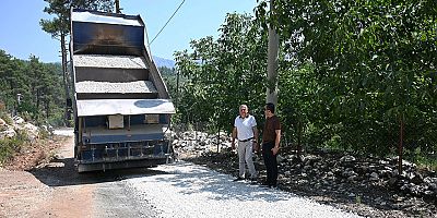 Yayla yollarında asfaltlama çalışmaları başladı