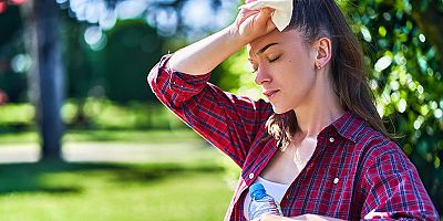 Yaz sıcaklarında baş ağrısı ve bitkinliğe dikkat!