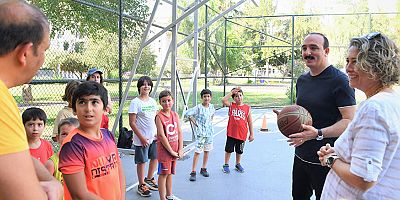 Yaz spor okullarında ilk ders Başkan'dan