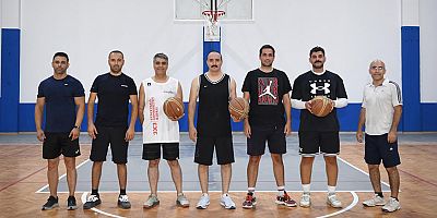 Yeni tesiste ilk maç Başkan Kotan'dan