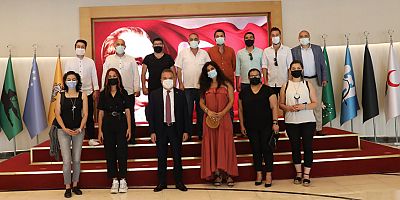 Yerel sanatçılardan Başkan Böcek’e teşekkür