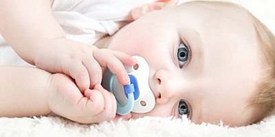 Yeterli yıkanmamış biberon ve emzikler mikrop üretiyor…