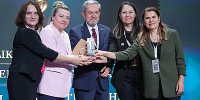 Yılın Yenilikçi Uygulaması Ödülü Antalya Eğitim ve Araştırma Hastanesine geldi