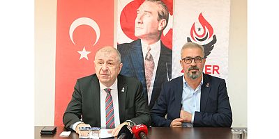Zafer Partisi Genel Başkanı Ümit Özdağ ve kurmayları Antalya'da