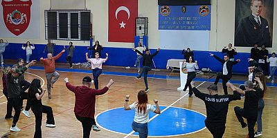 Zeybek kurslarında 4. dönem tamamlandı