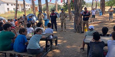 Zeytinpark Izcilik Kampında Jandarmadan Temiz Çevre ve Doğa Etkinliği