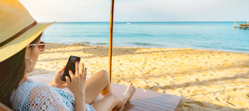 Tatilde elektronik cihazları ve verileri korumanın 5 yolu