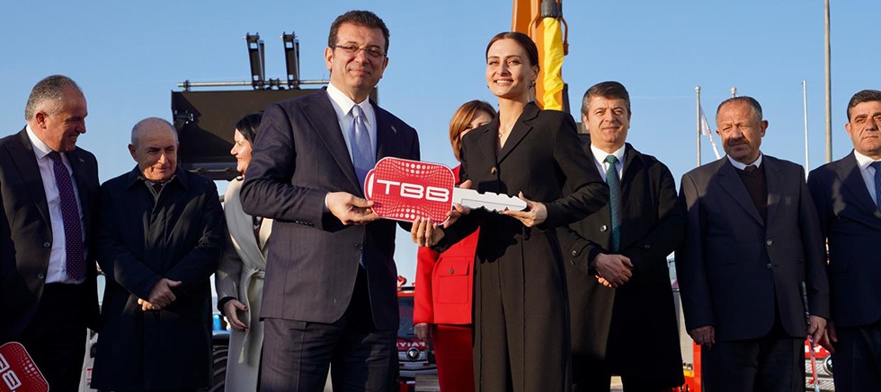 TBB’den 7 Yıl Sonra Korkuteli Belediyesi’ne Araç Hibesi