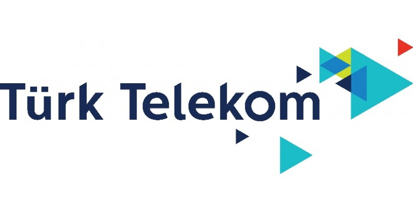 Türk Telekom’dan afet bölgelerindeki iletişim ihtiyacı için bilgilendirme ve seferberlik