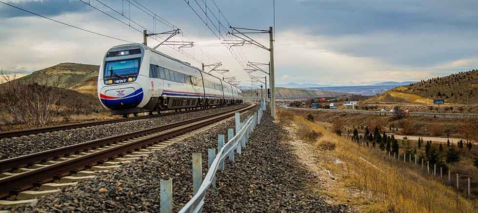 Türkiye'de YHT konforunun başlangıç güzergahı Ankara-Eskişehir Yüksek Hızlı Tren Hattı
