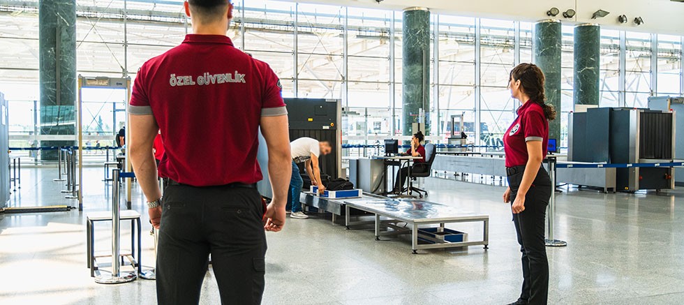 Uçuş öncesi güvenlikte merak edilenler: Sıvı kısıtlaması ve diğer kritik uygulamalar