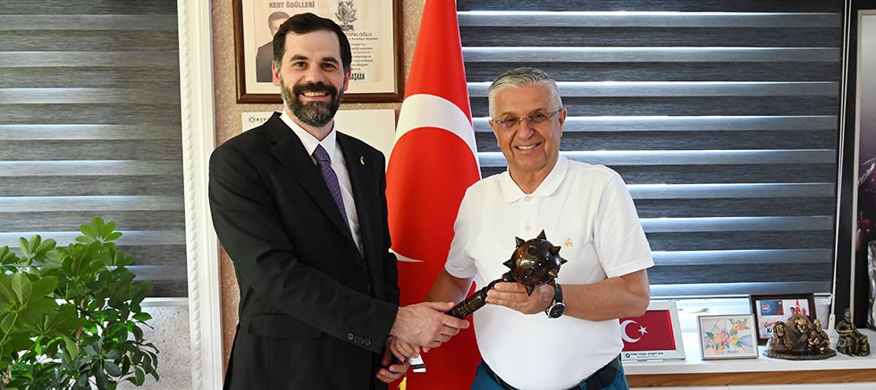 Ukrayna Antalya Başkonsolosu’ndan Başkan Topaloğlu’na ziyaret