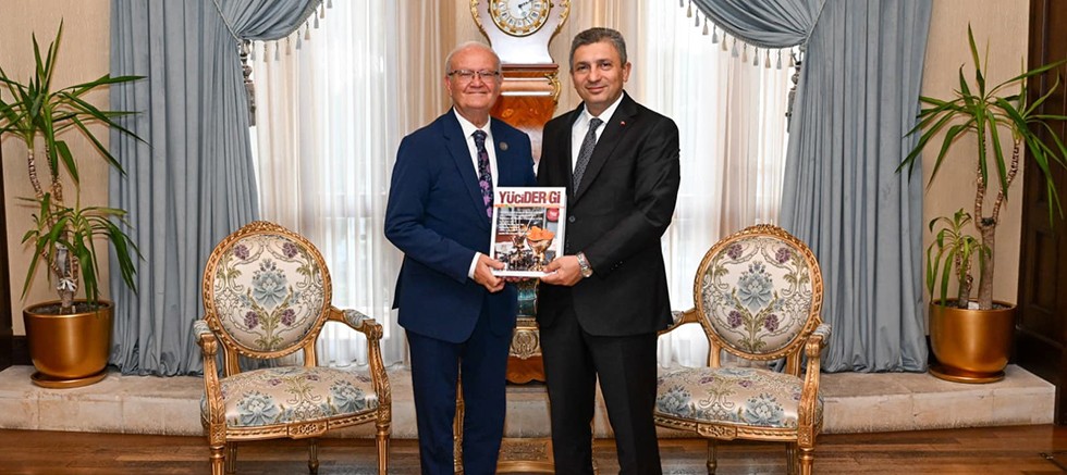 Vali Şahin'den Prof.Dr. Tekelioğlu'na 