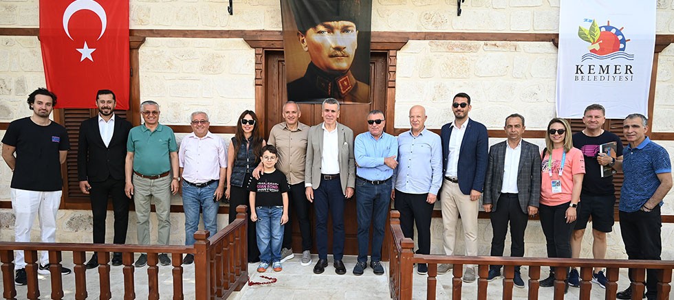 Vali Yardımcısı Sezgin’den Kemer Belediyesi Kültür Evi’ne ziyaret