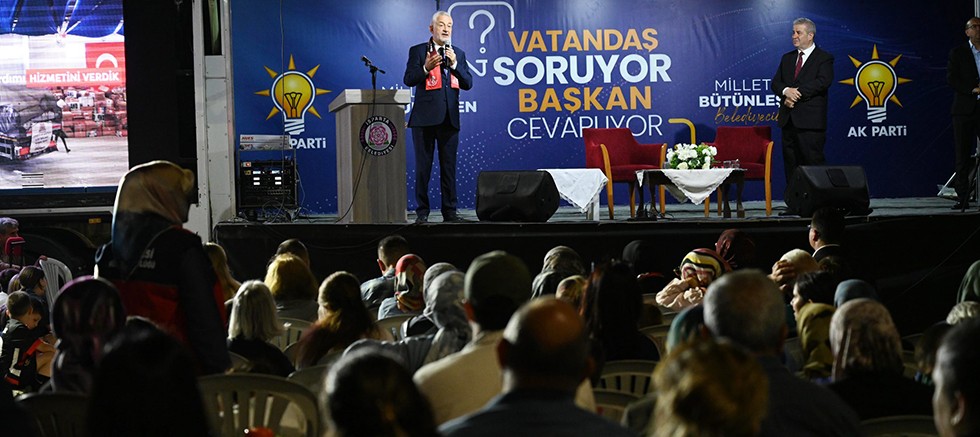 ‘Vatandaş Soruyor, Başkan Cevaplıyor’ programı Emre Mahallesi’nden başladı