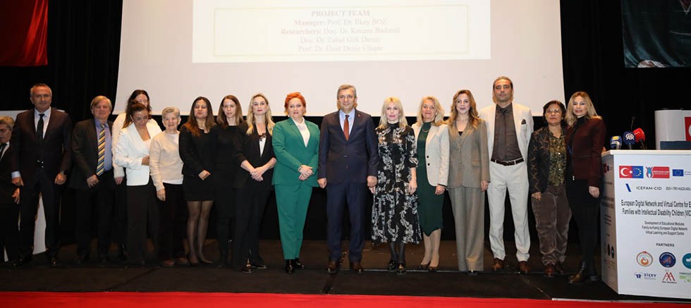 Zihinsel Engelli Çocuklara Sahip Ailelere Yapay Zekalı Destek